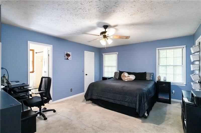 Image for property 5272 Cumberland Way, Stone Mountain, GA 30087