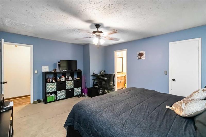 Image for property 5272 Cumberland Way, Stone Mountain, GA 30087