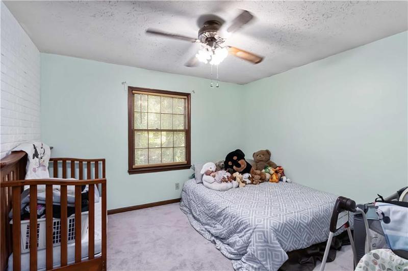 Image for property 5272 Cumberland Way, Stone Mountain, GA 30087