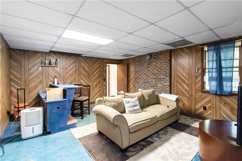 Image for property 5272 Cumberland Way, Stone Mountain, GA 30087