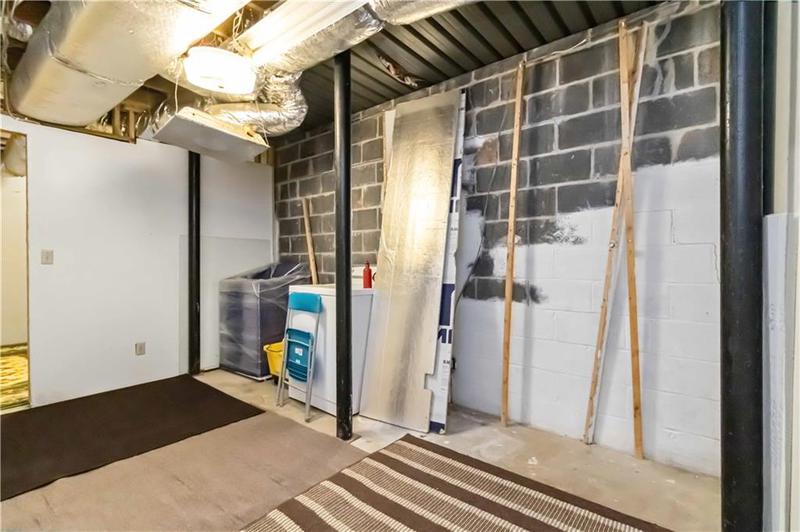 Image for property 5272 Cumberland Way, Stone Mountain, GA 30087