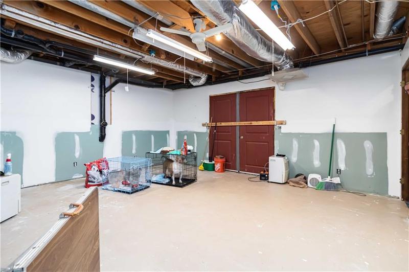 Image for property 5272 Cumberland Way, Stone Mountain, GA 30087