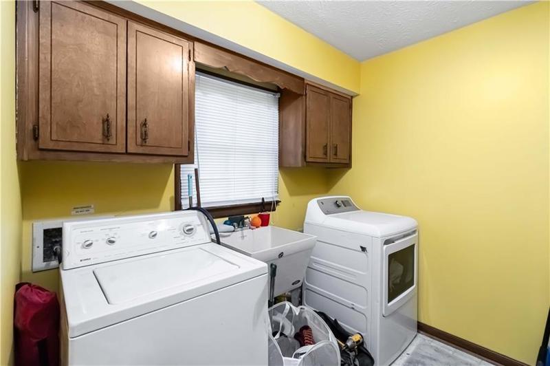 Image for property 5272 Cumberland Way, Stone Mountain, GA 30087