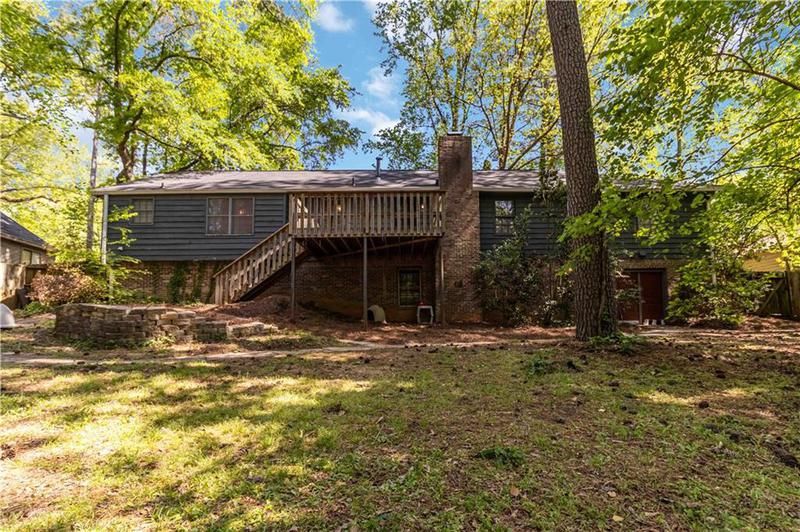 Image for property 5272 Cumberland Way, Stone Mountain, GA 30087