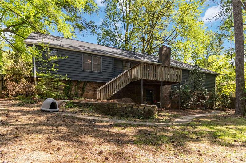 Image for property 5272 Cumberland Way, Stone Mountain, GA 30087