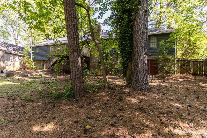 Image for property 5272 Cumberland Way, Stone Mountain, GA 30087