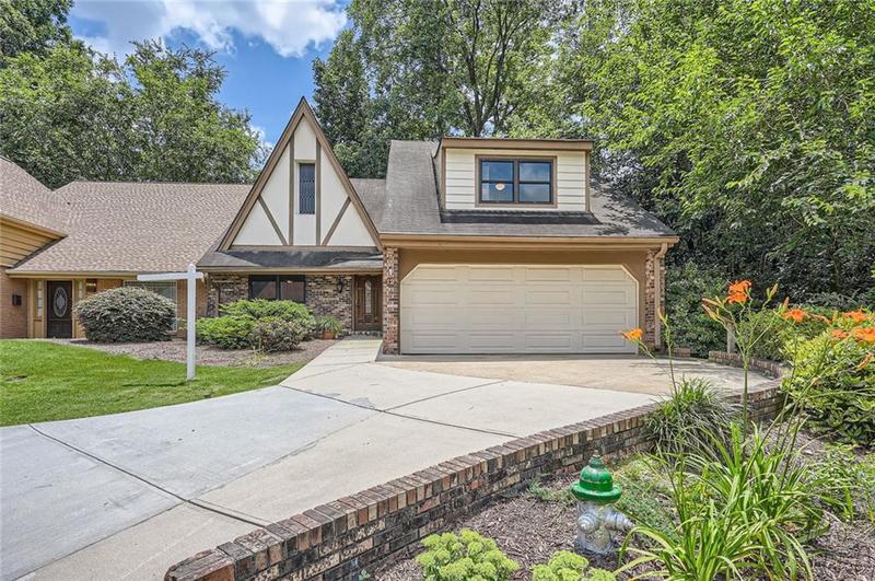 Image for property 12 Westchester Square Square, Decatur, GA 30030