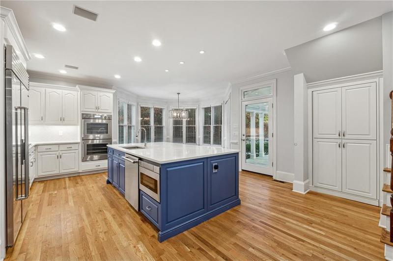 Image for property 2195 LAKE SHORE Landing, Alpharetta, GA 30005