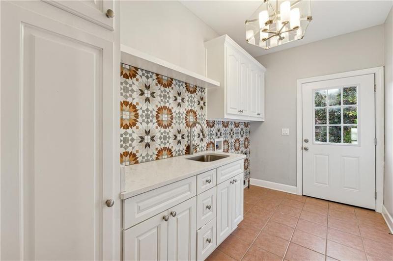 Image for property 2195 LAKE SHORE Landing, Alpharetta, GA 30005