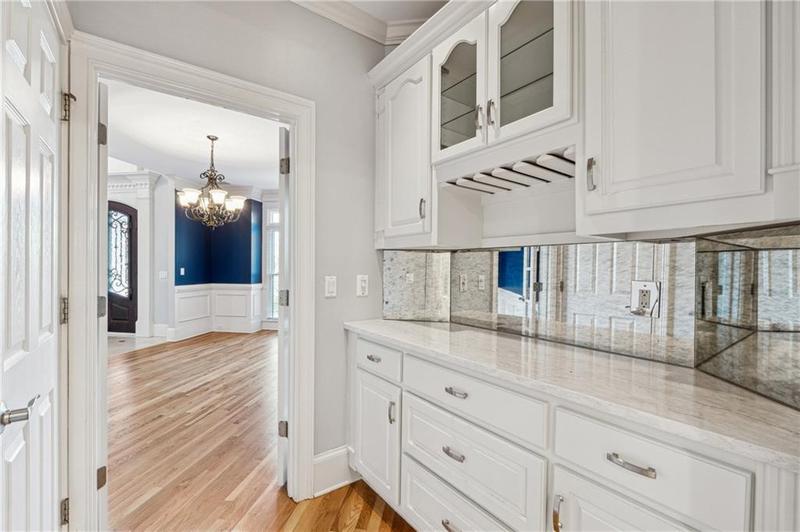 Image for property 2195 LAKE SHORE Landing, Alpharetta, GA 30005
