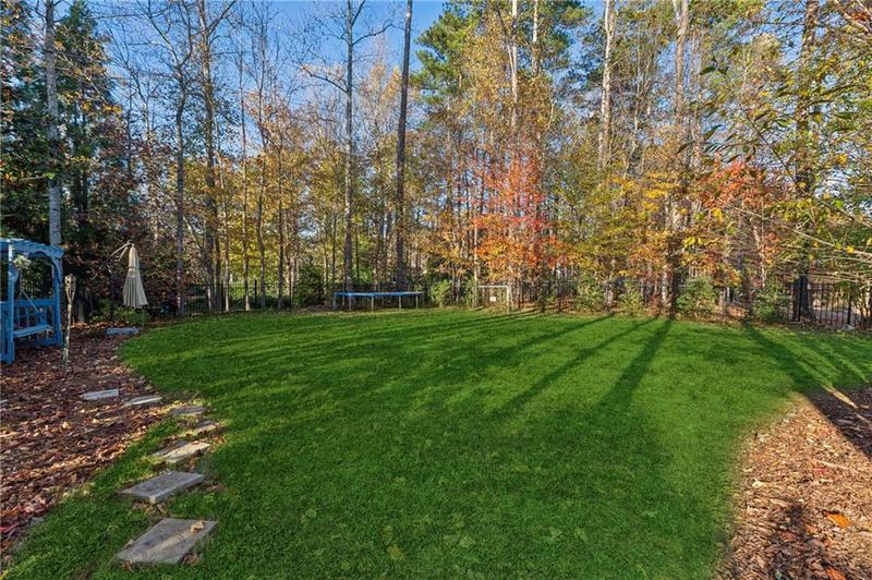 Image for property 2195 LAKE SHORE Landing, Alpharetta, GA 30005