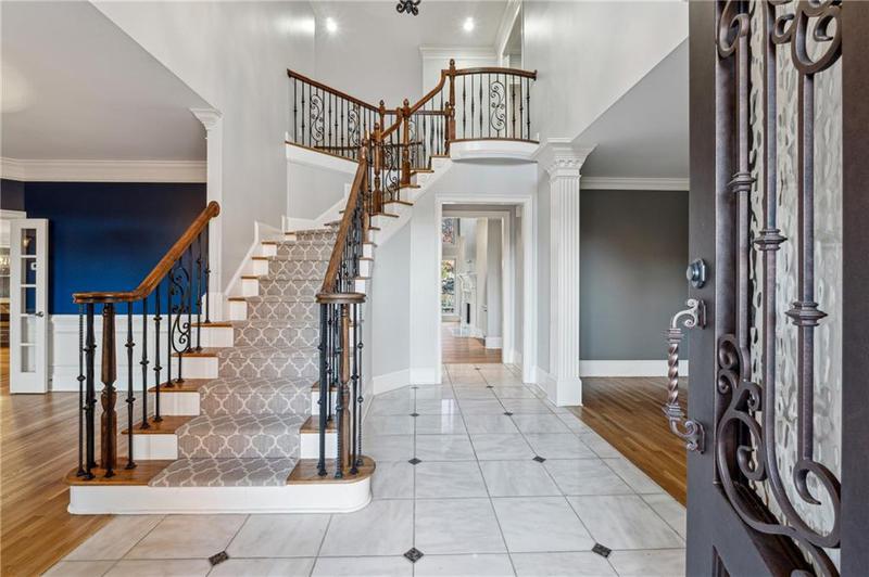 Image for property 2195 LAKE SHORE Landing, Alpharetta, GA 30005