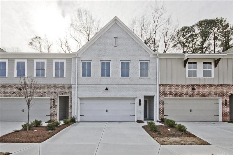 Image for property 695 Sunstone Lane, Lawrenceville, GA 30043