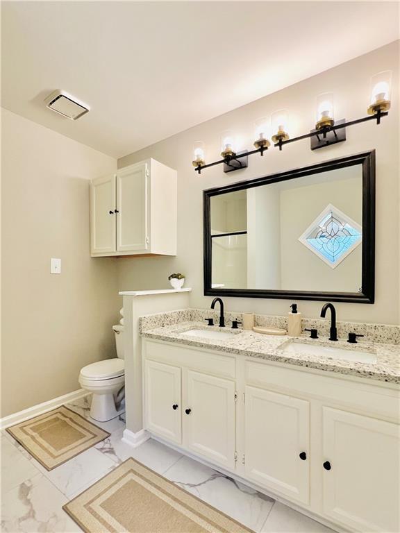 Image for property 430 Thornbush Trace, Lawrenceville, GA 30046