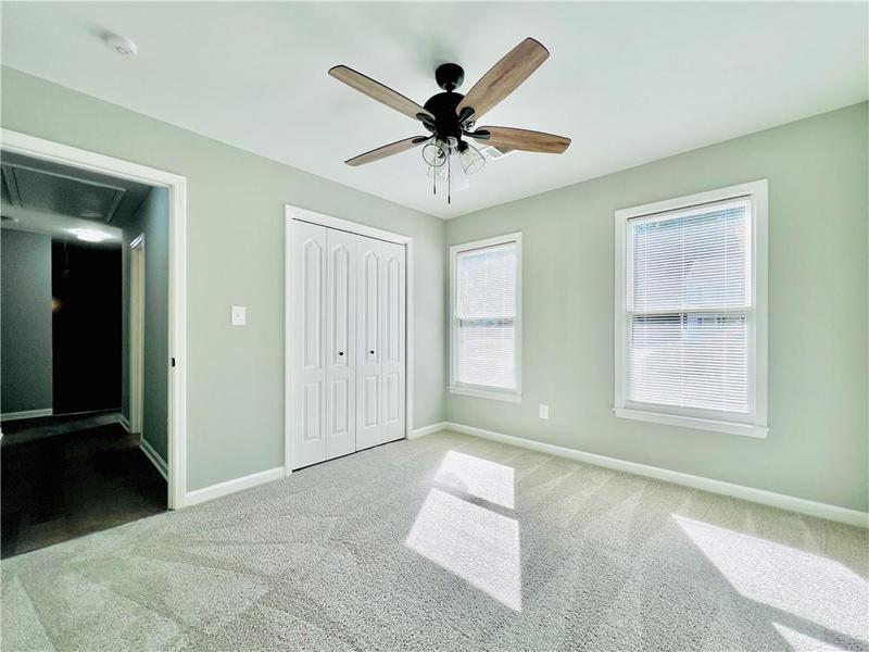 Image for property 430 Thornbush Trace, Lawrenceville, GA 30046