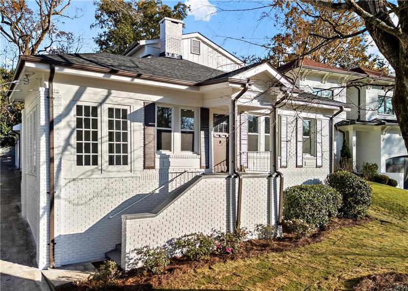 Image for property 2044 Fairhaven Circle, Atlanta, GA 30305