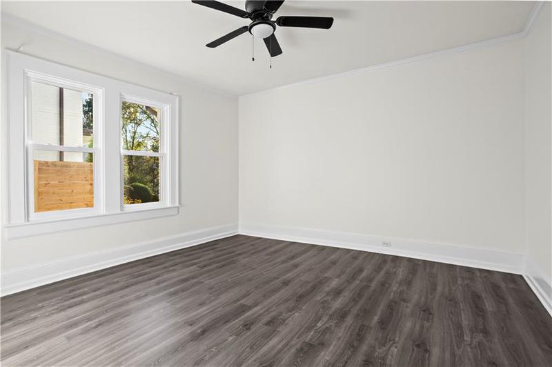 Image for property 2044 Fairhaven Circle, Atlanta, GA 30305