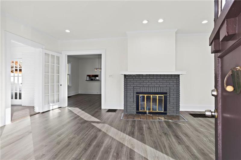 Image for property 2044 Fairhaven Circle, Atlanta, GA 30305