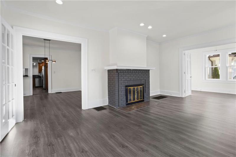 Image for property 2044 Fairhaven Circle, Atlanta, GA 30305