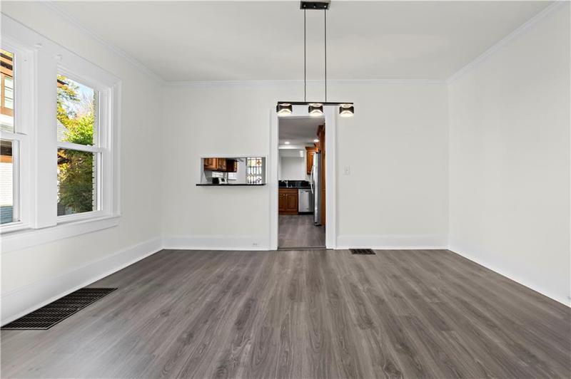 Image for property 2044 Fairhaven Circle, Atlanta, GA 30305