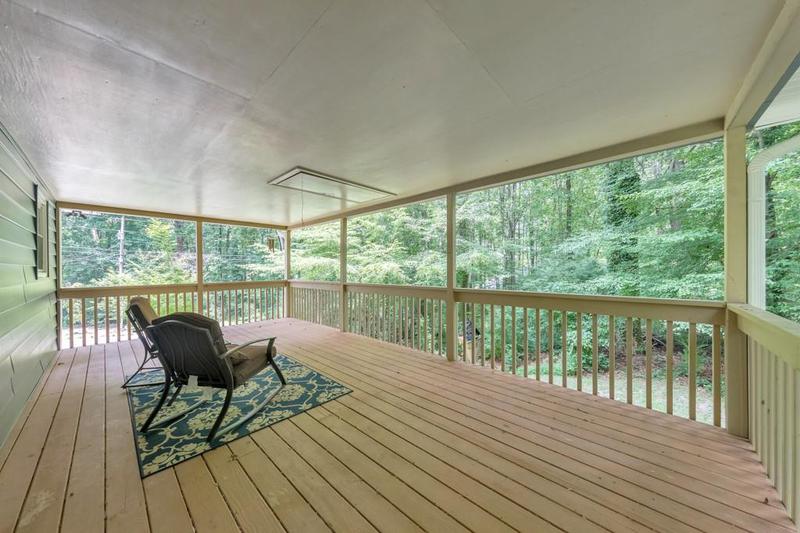 Image for property 410 Katherine Lane, Woodstock, GA 30189