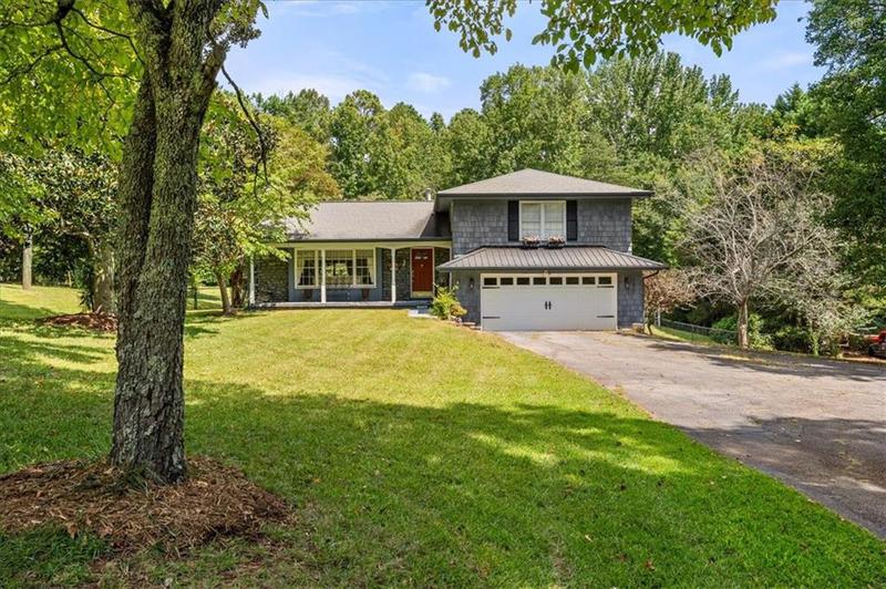Image for property 1033 Davenport Circle, Powder Springs, GA 30127