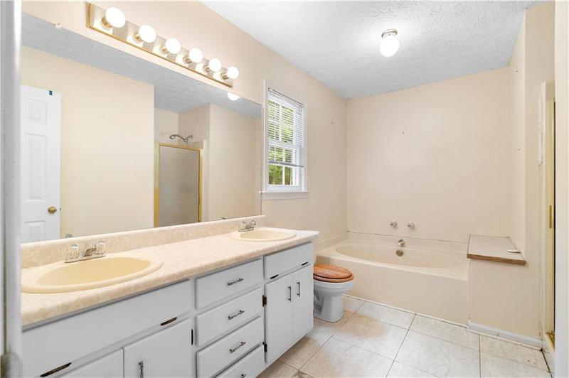 Image for property 525 Brooksdale Drive, Woodstock, GA 30189