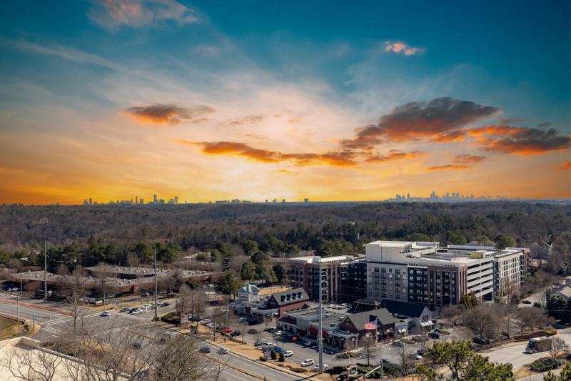 Image for property 3300 Windy Ridge Parkway 1312, Atlanta, GA 30339