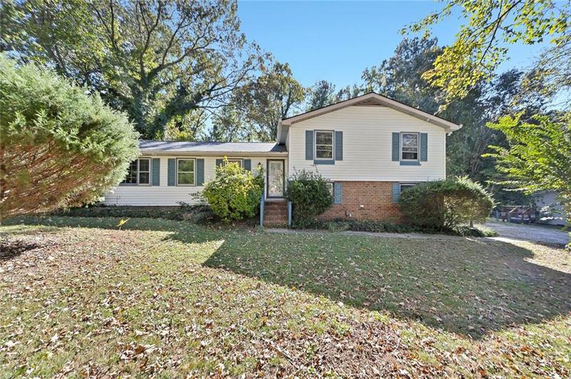 Image for property 1593 Dogwood Lane, Acworth, GA 30102