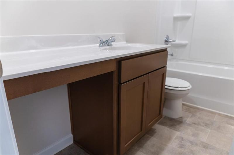 Image for property 74 Hampton Ridge Way, Jefferson, GA 30549