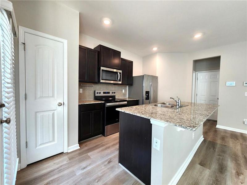 Image for property 5672 Union Pointe Drive, Union City, GA 30291