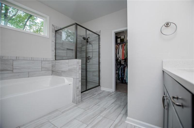 Image for property 405 Adler Point, Carrollton, GA 30117