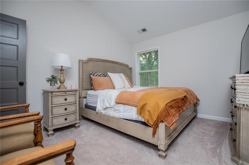 Image for property 405 Adler Point, Carrollton, GA 30117