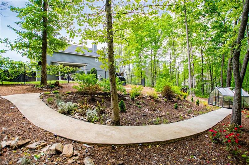 Image for property 405 Adler Point, Carrollton, GA 30117