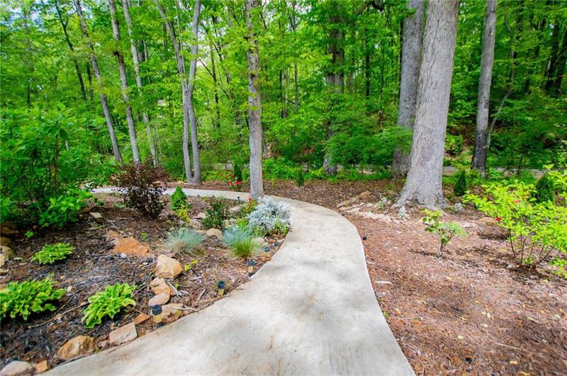 Image for property 405 Adler Point, Carrollton, GA 30117