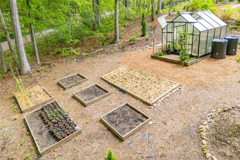 Image for property 405 Adler Point, Carrollton, GA 30117