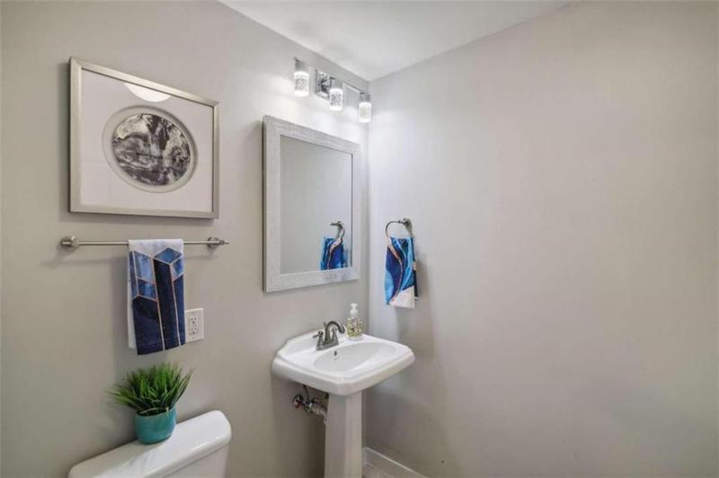 Image for property 3300 Windy Ridge Parkway 813, Atlanta, GA 30339