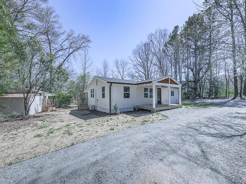 Image for property 90 Talking Rock Creek Lane, Talking Rock, GA 30175