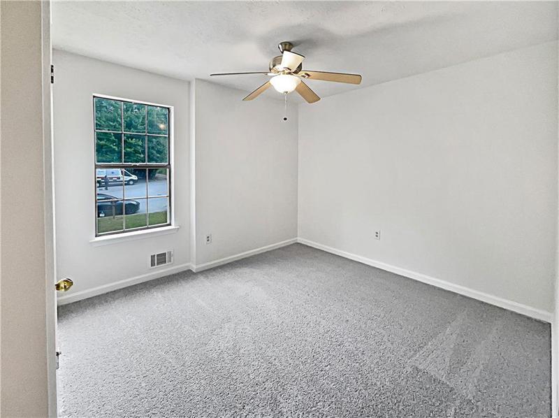 Image for property 320 Rebecca Lake Way, Fairburn, GA 30213