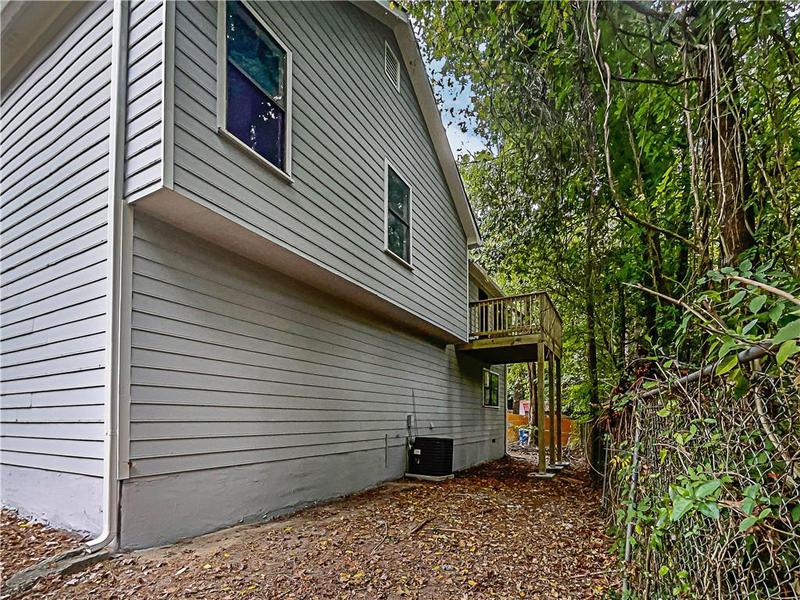 Image for property 320 Rebecca Lake Way, Fairburn, GA 30213