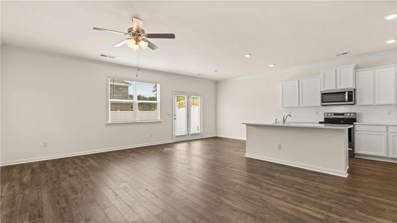 Image for property 305 Silver Moon Drive, Loganville, GA 30052