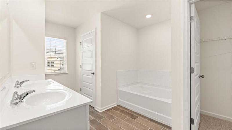 Image for property 305 Silver Moon Drive, Loganville, GA 30052