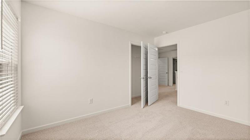 Image for property 305 Silver Moon Drive, Loganville, GA 30052