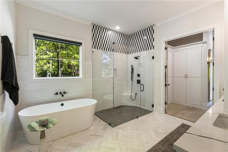 Image for property 214 Kenneth Drive, Alpharetta, GA 30009