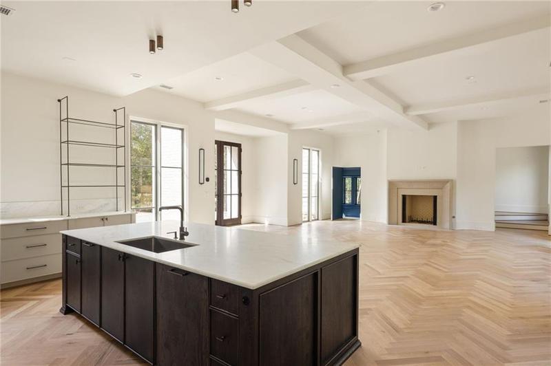 Image for property 8350 Farmette Bend, Chattahoochee Hills, GA 30268
