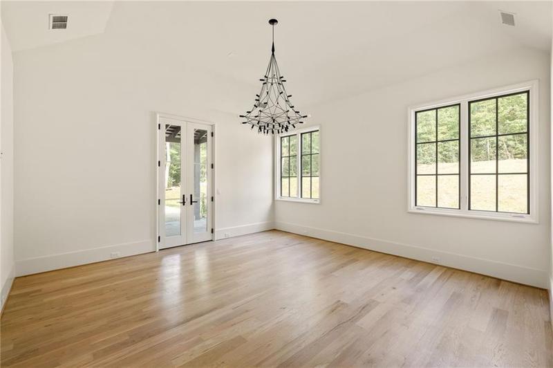 Image for property 8350 Farmette Bend, Chattahoochee Hills, GA 30268