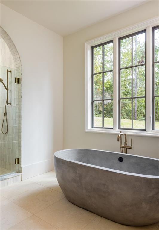 Image for property 8350 Farmette Bend, Chattahoochee Hills, GA 30268
