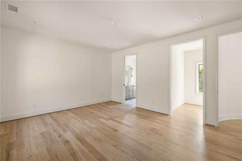 Image for property 8350 Farmette Bend, Chattahoochee Hills, GA 30268