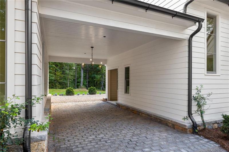 Image for property 8350 Farmette Bend, Chattahoochee Hills, GA 30268