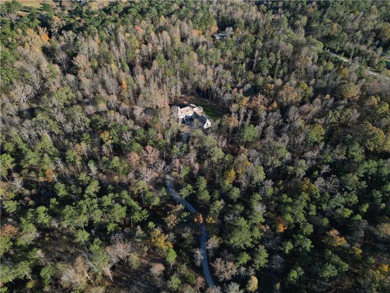 Image for property 8350 Farmette Bend, Chattahoochee Hills, GA 30268
